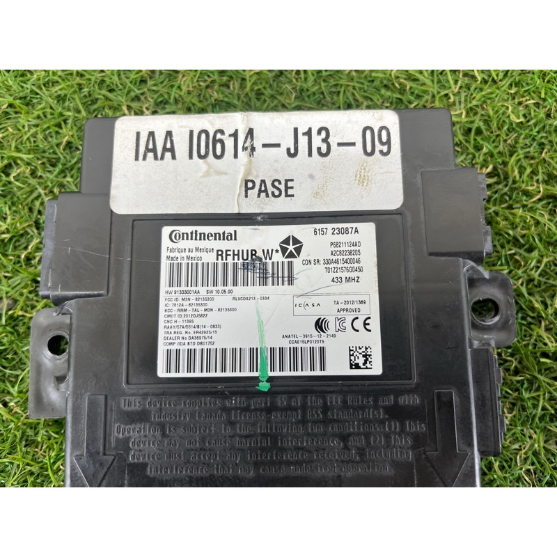 Блок бесключевого доступа (электрика / блок управления) Jeep Grand Cherokee WK2 2017 3.6 68211124AF