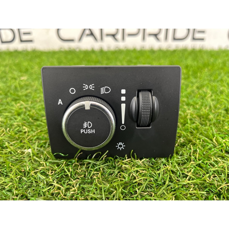 Переключатель света (электрика) Jeep Grand Cherokee WK2 2014 3.0 Diesel EXF 68189156AA