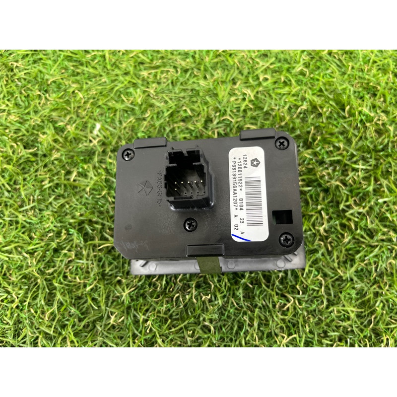 Переключатель света (электрика) Jeep Grand Cherokee WK2 2014 3.0 Diesel EXF 68189156AA