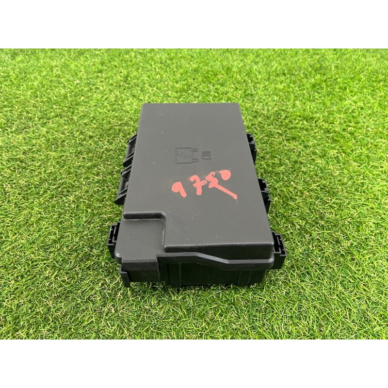 Блок предохранителей (электрика) Jeep Grand Cherokee WK2 2014 3.0 Diesel EXF 68194607AD