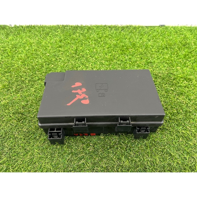 Блок предохранителей (электрика) Jeep Grand Cherokee WK2 2014 3.0 Diesel EXF 68194607AD