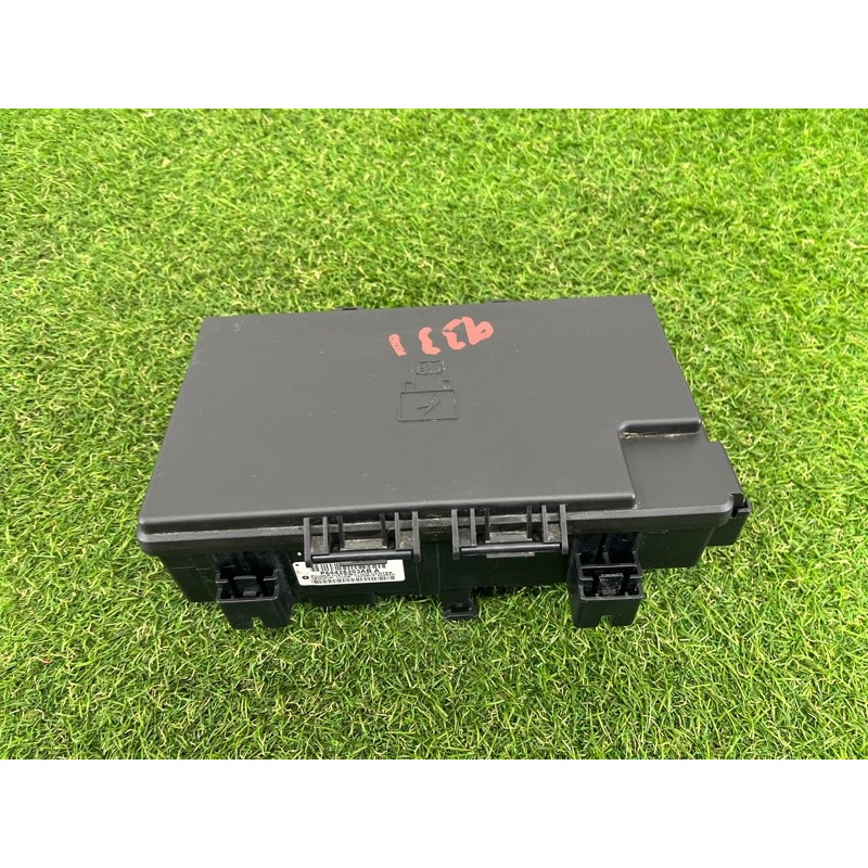 Блок предохранителей (электрика) Jeep Grand Cherokee WK2 2020 3.6 68425203AB