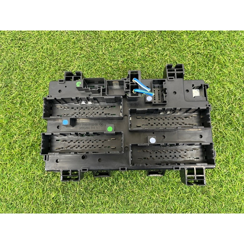 Блок предохранителей (электрика) Jeep Grand Cherokee WK2 2020 3.6 68425203AB