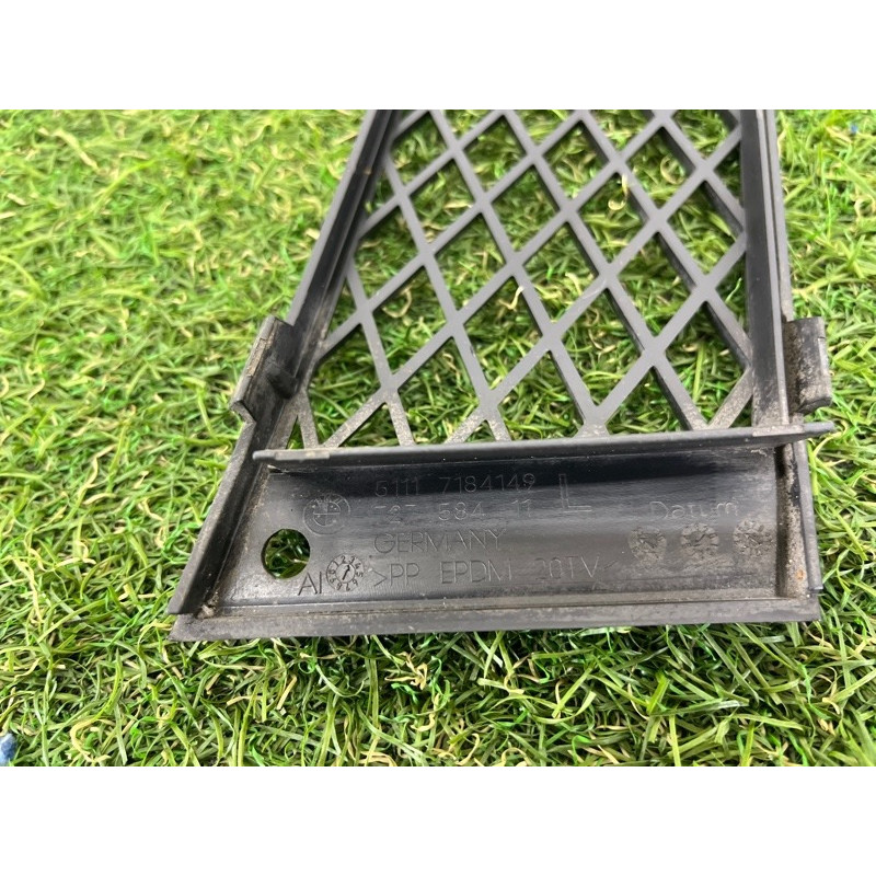 Решетка бампера (кузов и элементы) BMW 7-series F02 2011 4.4 N63 51117184149