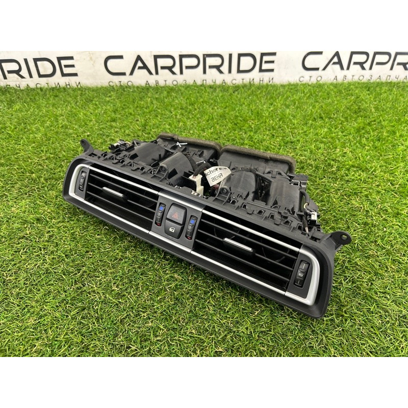 Центральный дефлектор салона (салон) BMW 7-series F02 2011 4.4 N63 64229115859