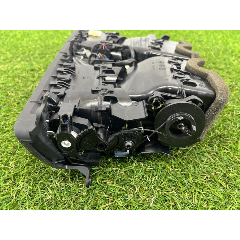 Центральный дефлектор салона (салон) BMW 7-series F02 2011 4.4 N63 64229115859