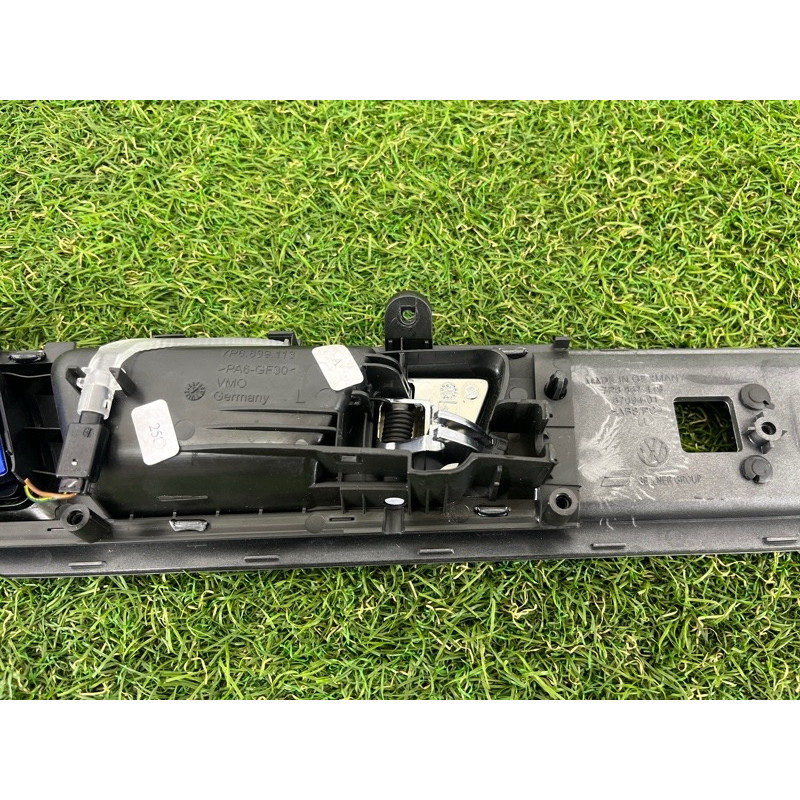 Ручка двері зовнішня (кузов і елементи) Volkswagen Touareg NF 2011 3.0 TDI 7P6867469COUM