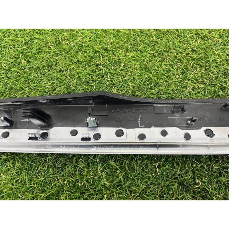 Декоративная накладка карты двери (салон) BMW 7-series F02 2011 4.4 N63 51419115534