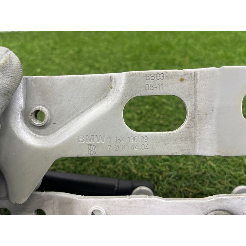 Петля капота (кузов и элементы) BMW 7-series F02 2011 4.4 N63 41007204556