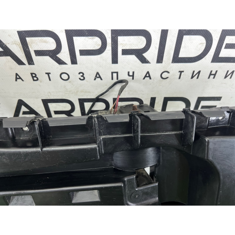 Крепление бампера (кузов и элементы) BMW 7-series F02 2011 4.4 N63 51127183886