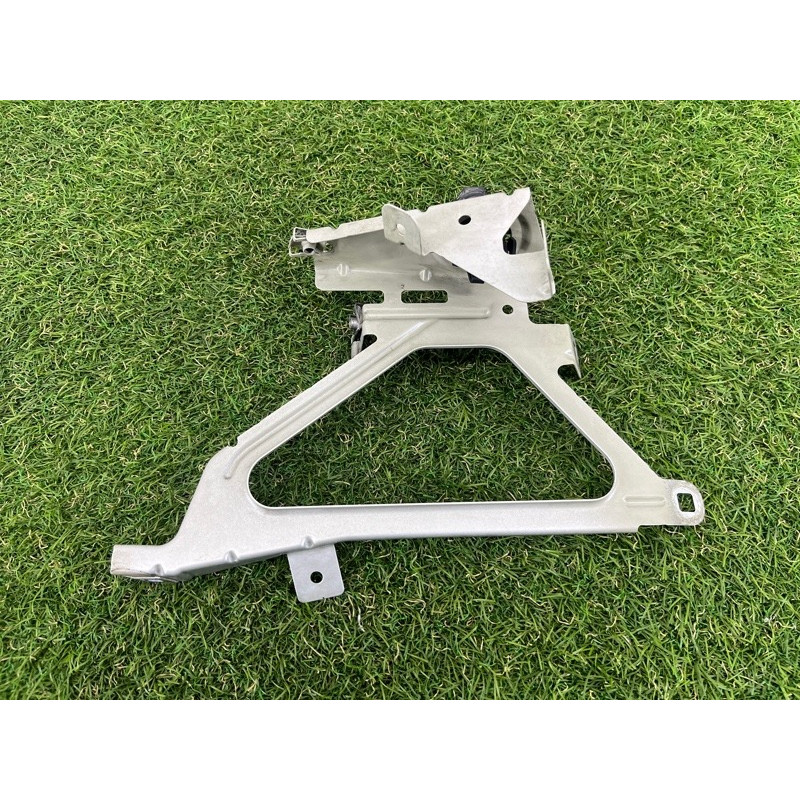 Крепление крыла (кузов и элементы) BMW 7-series F02 2011 4.4 N63 41357207185