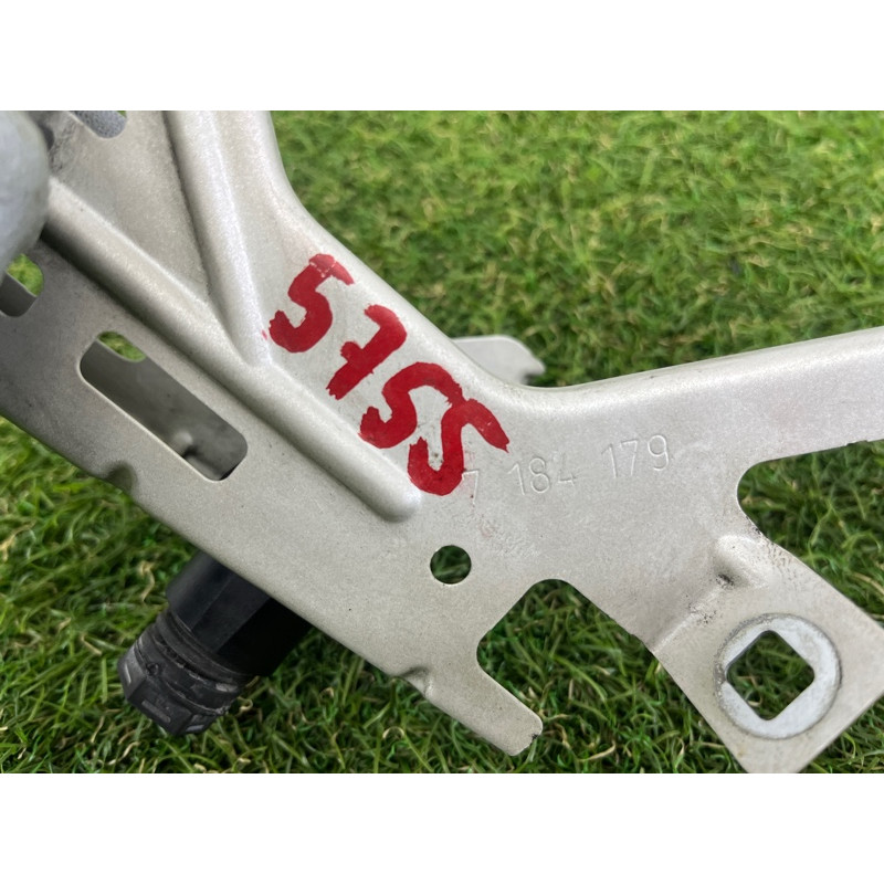 Крепление крыла (кузов и элементы) BMW 7-series F02 2011 4.4 N63 41357207185