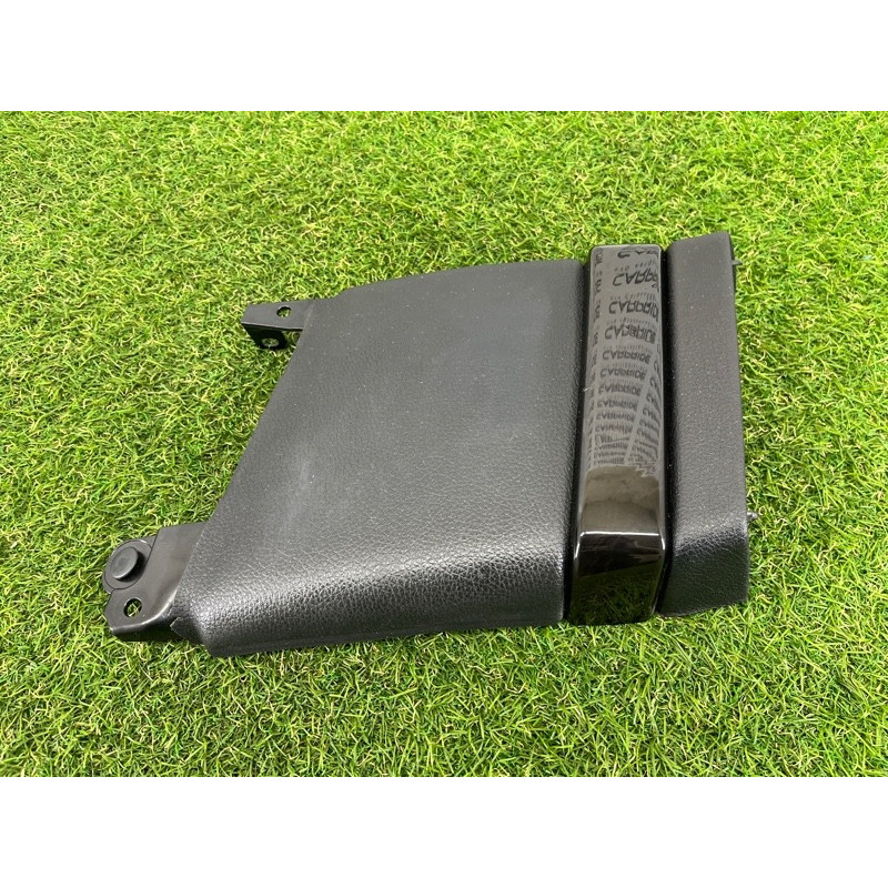 Обшивка стойки центральная (салон) BMW 5-series Gran Turismo F07 2011 3.0 N55B30 51437235103