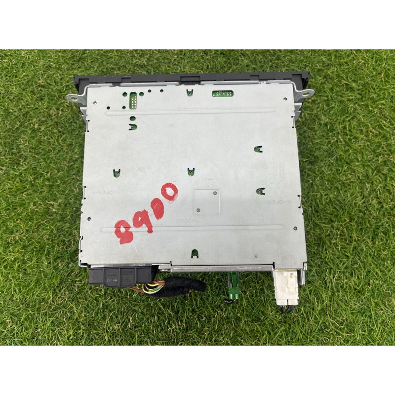 Блок управления мультимедиа (электрика / блок управления) AUDI A4 B8 2012 2.0 CAEB 8T1035186R