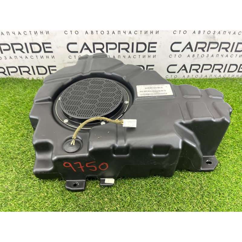 Сабвуфер (электрика) Jeep Grand Cherokee WK2 2014 3.0 Diesel EXF 5064610AC