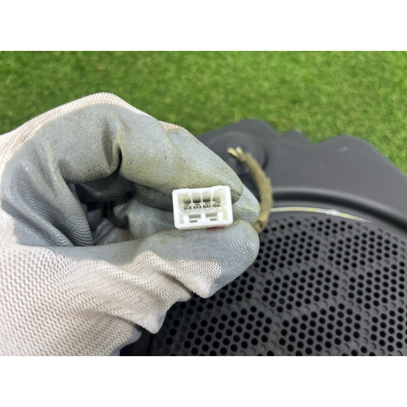 Сабвуфер (электрика) Jeep Grand Cherokee WK2 2014 3.0 Diesel EXF 5064610AC