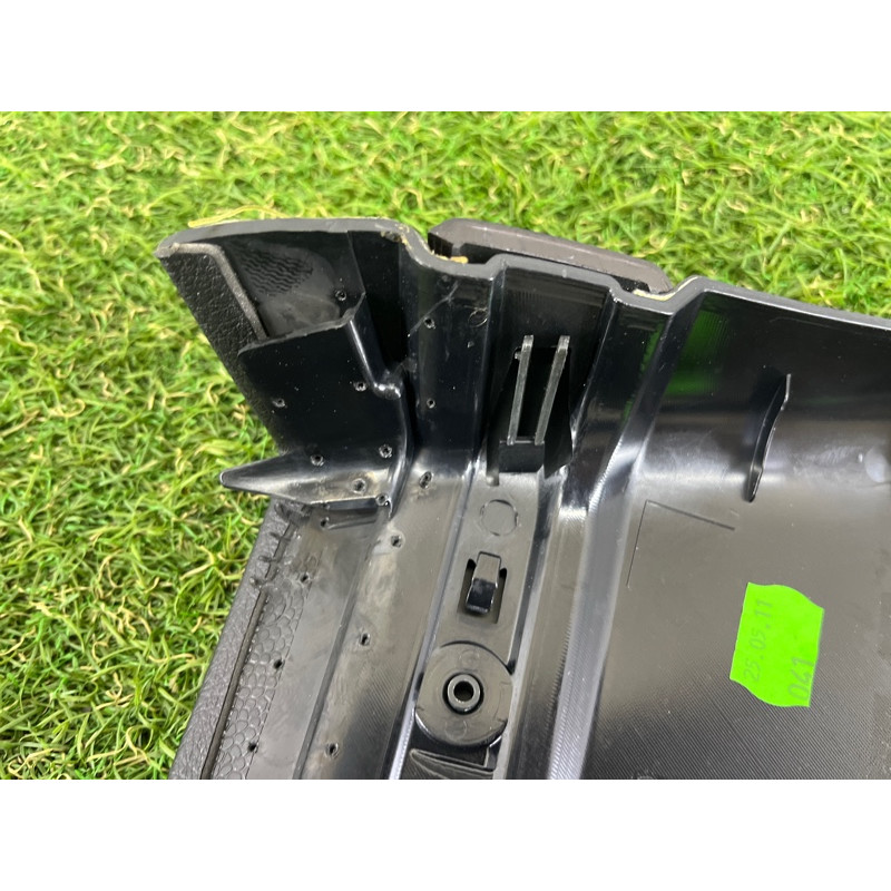 Обшивка стойки центральная (салон) BMW 5-series Gran Turismo F07 2011 3.0 N55B30 51437235104