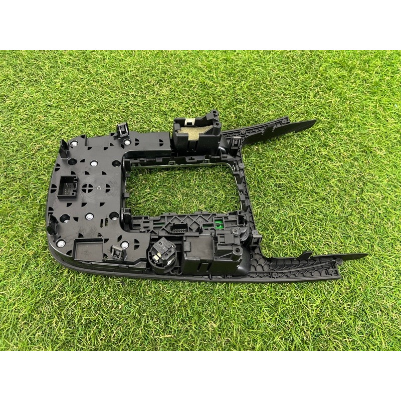 Накладка центральной консоли (салон) AUDI A4 B8 2012 2.0 CAEB 8T0919609GWFX