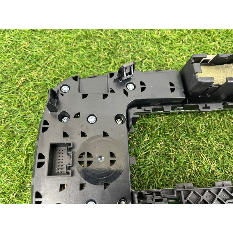 Накладка центральной консоли (салон) AUDI A4 B8 2012 2.0 CAEB 8T0919609GWFX