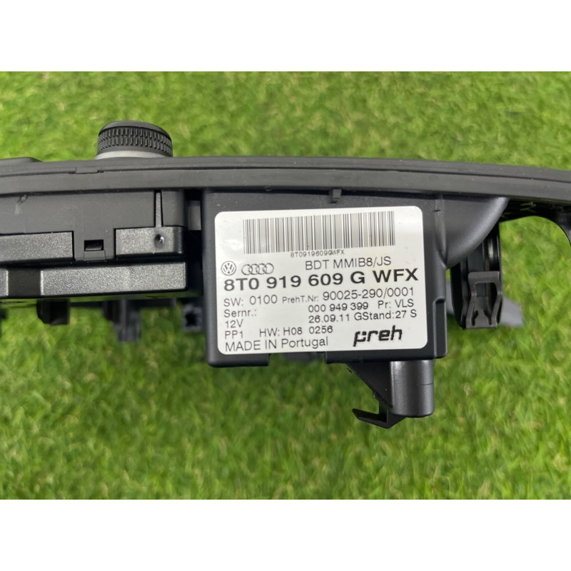 Накладка центральной консоли (салон) AUDI A4 B8 2012 2.0 CAEB 8T0919609GWFX