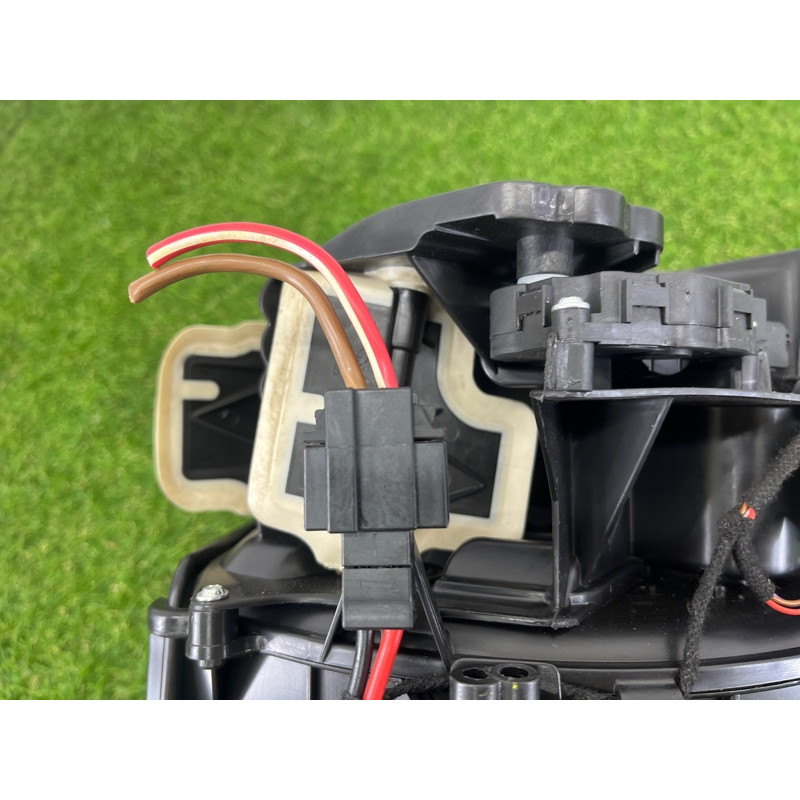 Печка в сборе (отопление и кондиционирование) BMW 7-series F02 2011 4.4 N63 64119248171