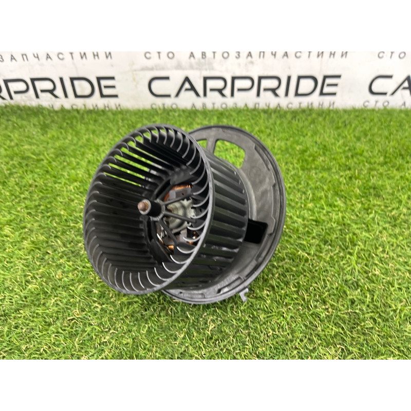 Мотор пічки (обігрів та кондиціювання.) BMW 3-series E93 2008 3.0 N54 64119227670