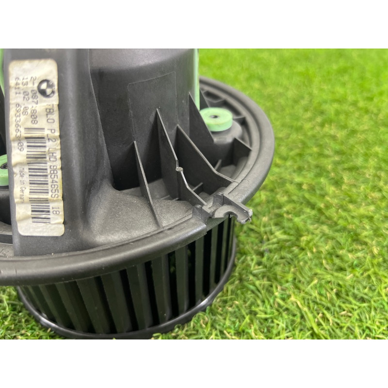 Мотор пічки (обігрів та кондиціювання.) BMW 3-series E93 2008 3.0 N54 64119227670