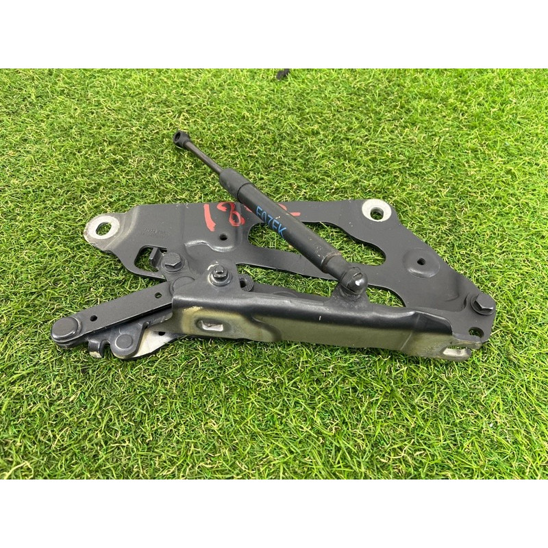 Петля капота (кузов и элементы) BMW 5-series Gran Turismo F07 2011 3.0 N55B30 41617229636