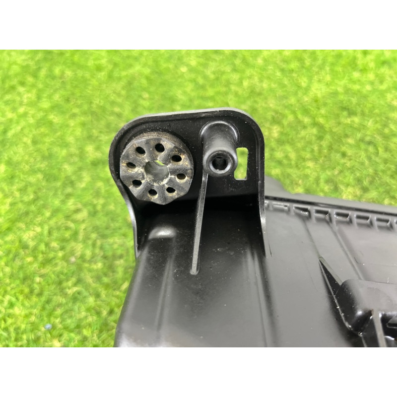 Бачок расширительный (система охлаждения) BMW 7-series F02 2011 4.4 N63 17137601948