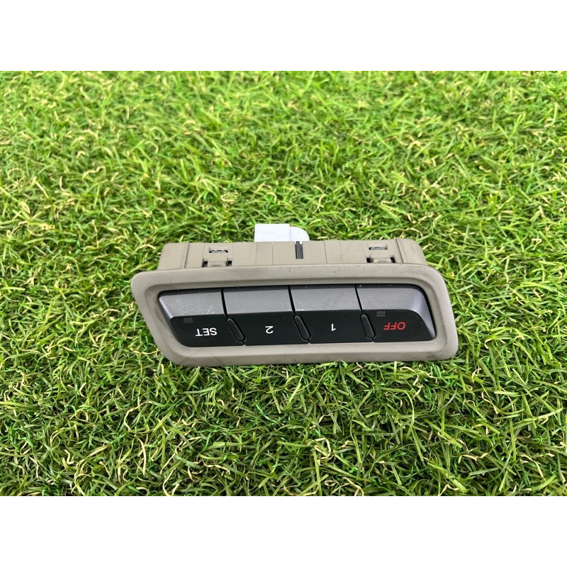 Кнопка памяти сидения (электрика / кнопки) AUDI Q5 8R 2012 3.2 CALB 8R0959769V10