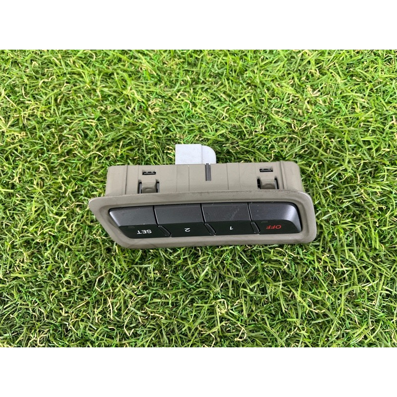 Кнопка памяти сидения (электрика / кнопки) AUDI Q5 8R 2012 3.2 CALB 8R0959769V10