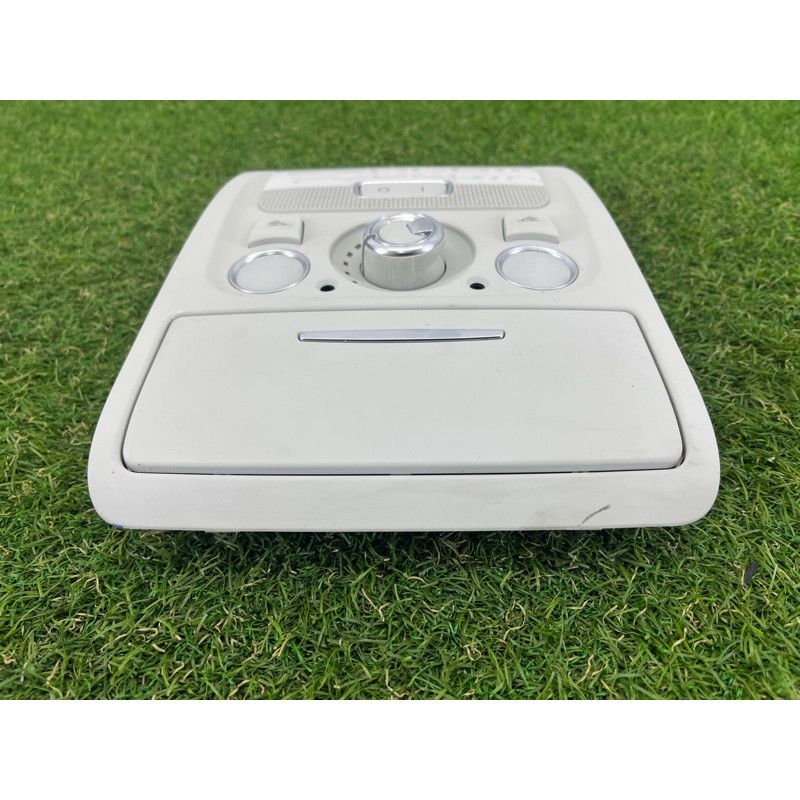 Плафон салона (салон) AUDI A4 B8 2012 2.0 CAEB 8T0947140T64