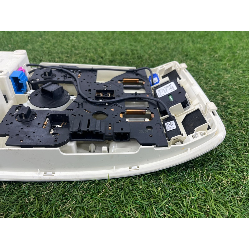 Плафон салона (салон) AUDI A4 B8 2012 2.0 CAEB 8T0947140T64