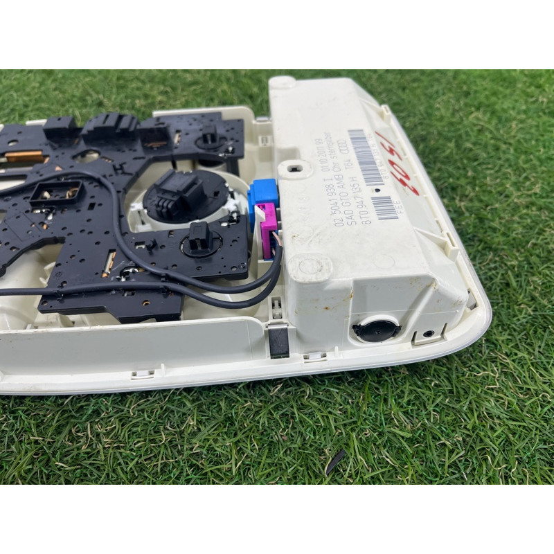 Плафон салона (салон) AUDI A4 B8 2012 2.0 CAEB 8T0947140T64