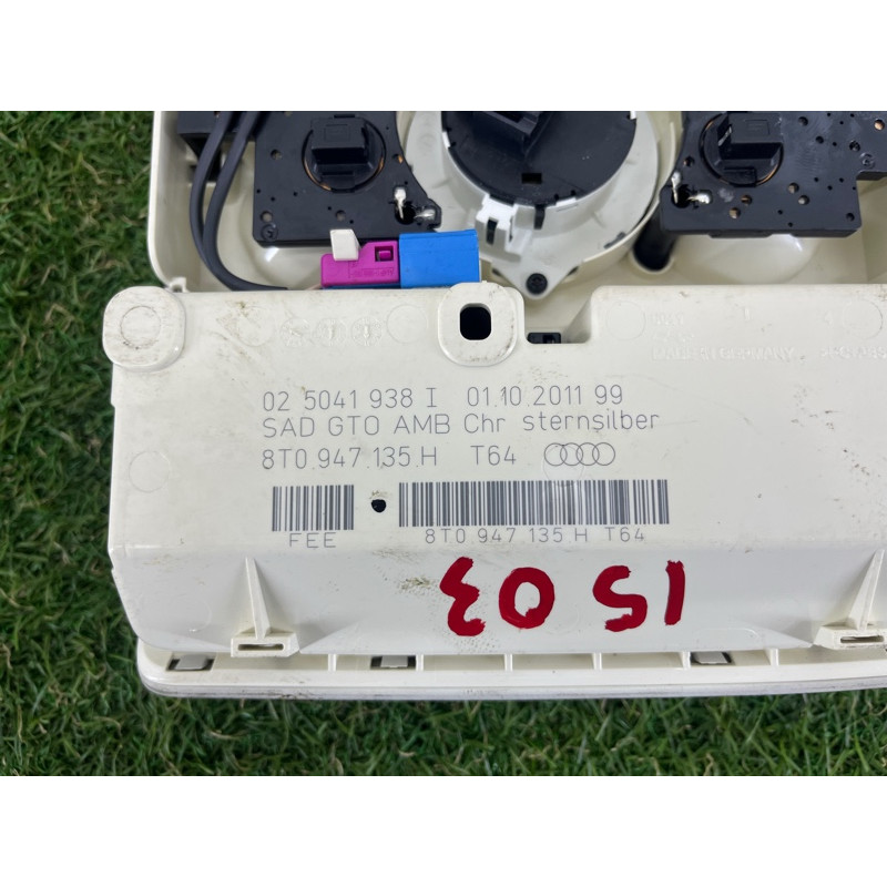 Плафон салона (салон) AUDI A4 B8 2012 2.0 CAEB 8T0947140T64