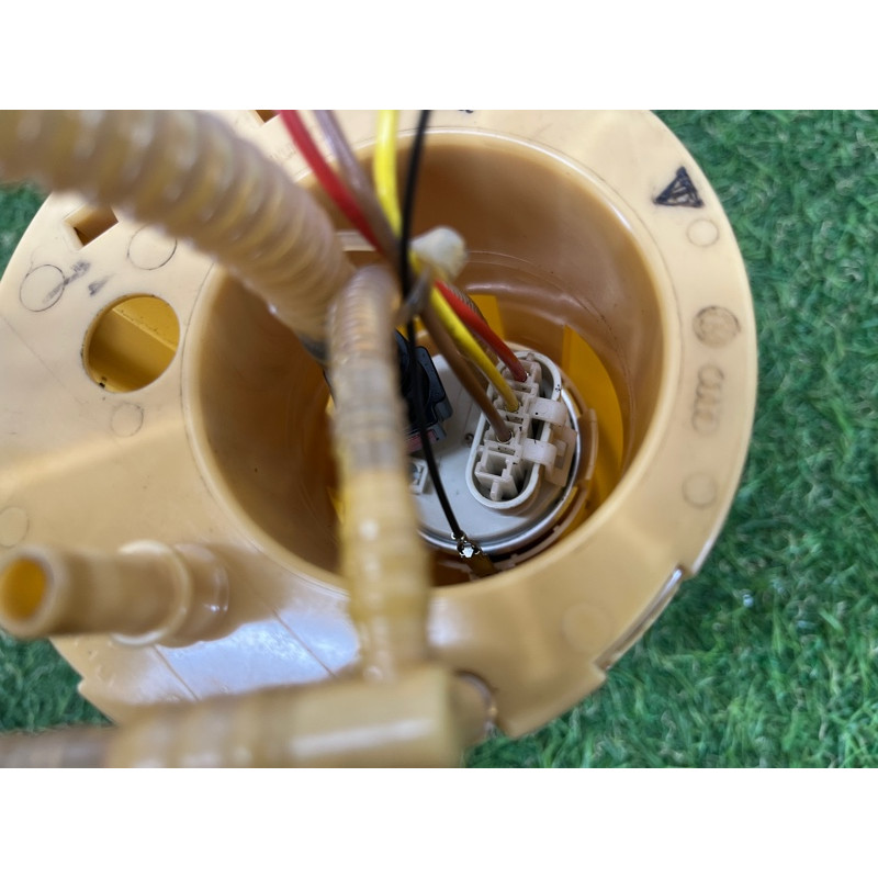 Топливный насос (топливная система) Volkswagen Touareg NF 2011 3.0 TDI 7P6919088B