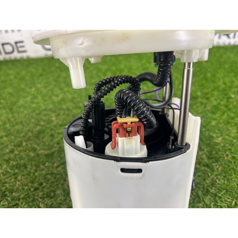 Топливный насос (топливная система) Jeep Grand Cherokee WK2 2017 3.6 68304617AA