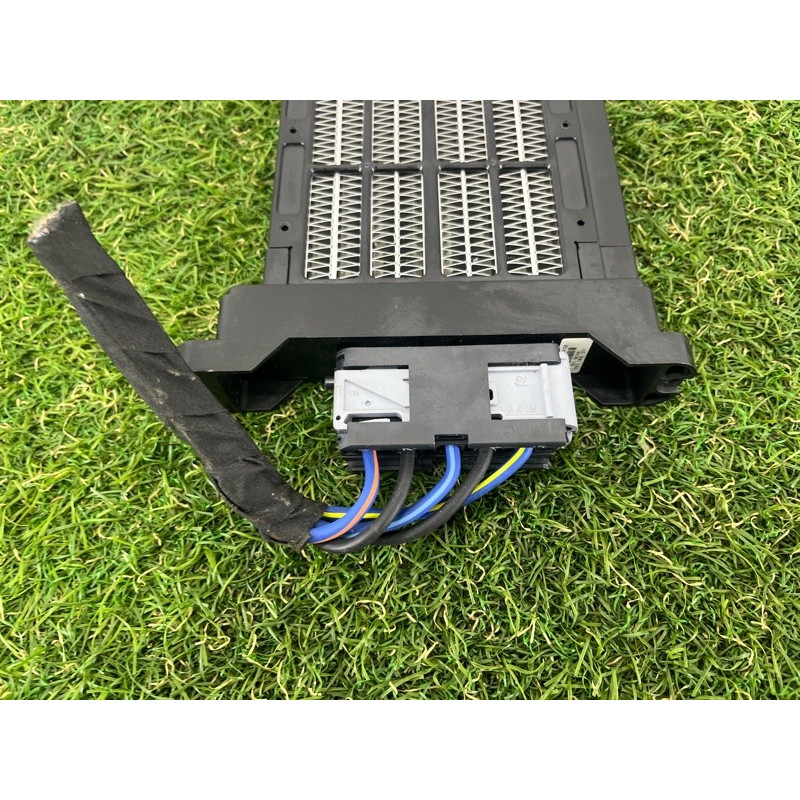 Нагревательный элемент (отопление и кондиционирование) Jeep Grand Cherokee WK2 2014 3.0 Diesel EXF 68079500AA