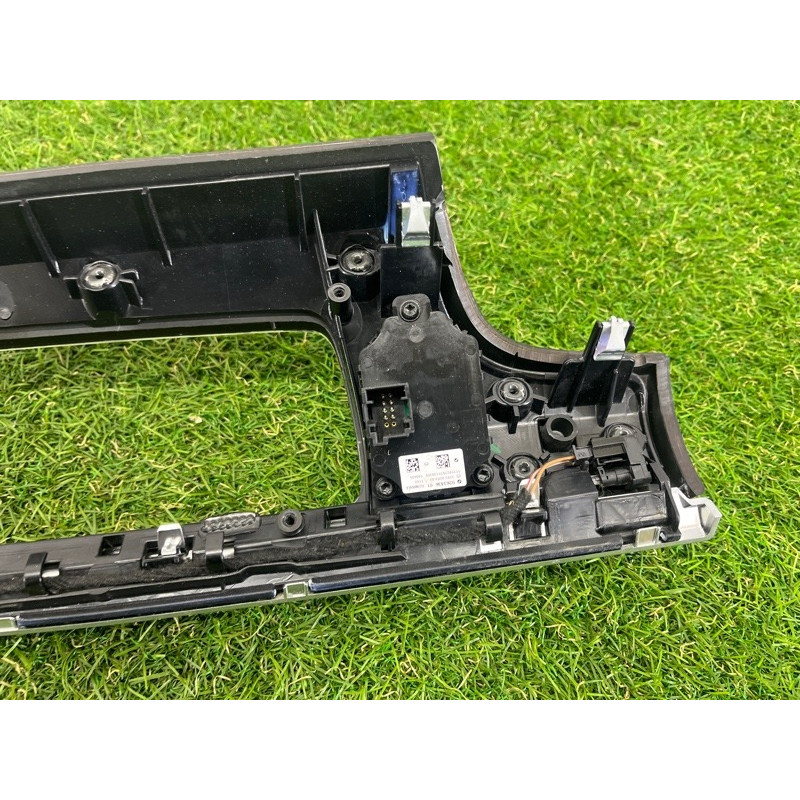 Декоративная накладка торпедо (салон) BMW 5-series Gran Turismo F07 2011 3.0 N55B30 51459195655