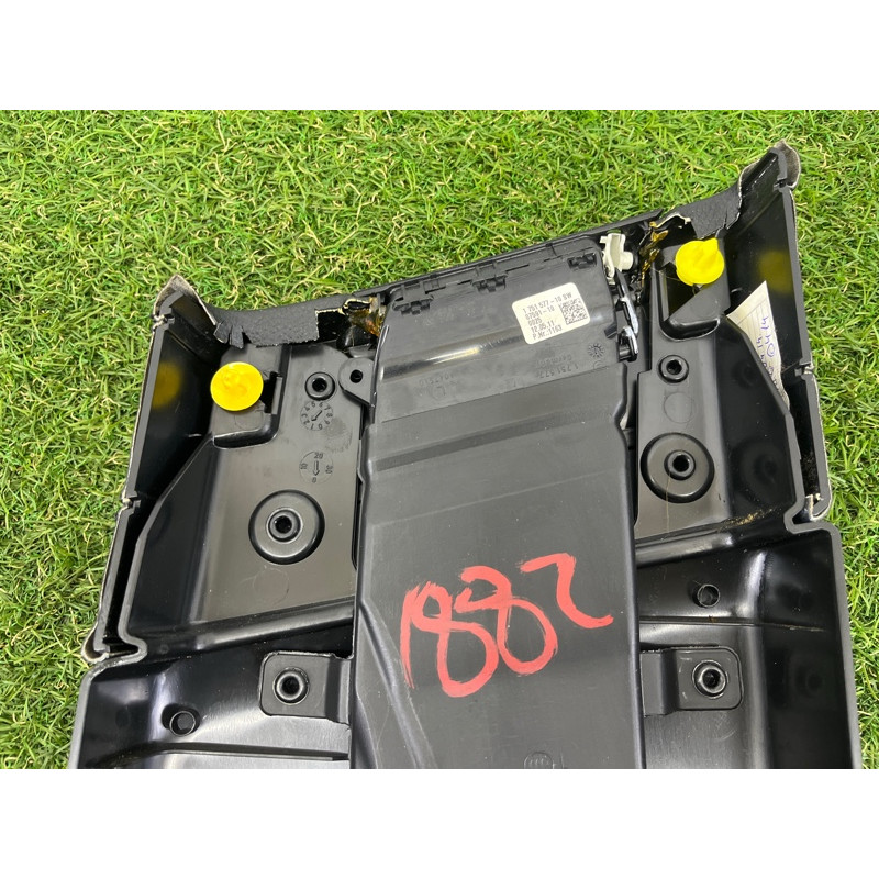 Обшивка стойки центральная (салон) BMW 5-series Gran Turismo F07 2011 3.0 N55B30 51437221709