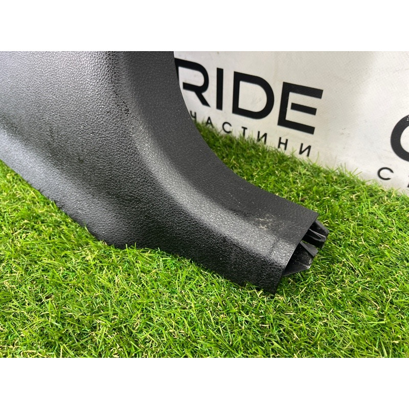 Обшивка стойки центральная (салон) BMW 5-series Gran Turismo F07 2011 3.0 N55B30 51437221710