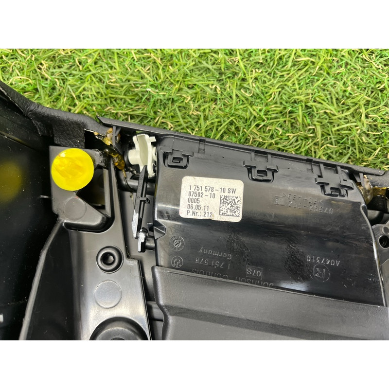 Обшивка стойки центральная (салон) BMW 5-series Gran Turismo F07 2011 3.0 N55B30 51437221710