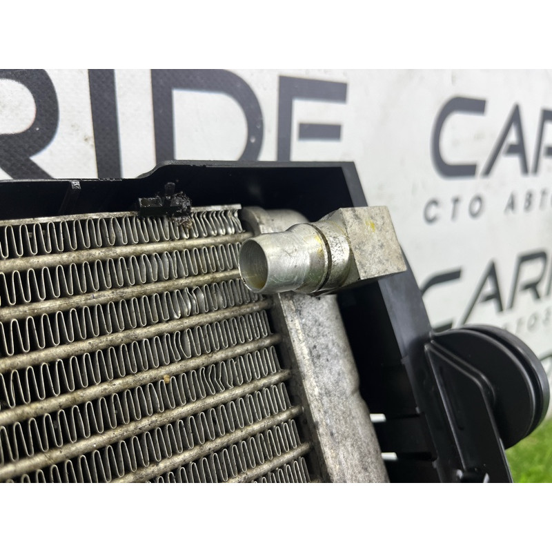 Радиатор масляный (система охлаждения) BMW 7-series F02 2011 4.4 N63 17217572542