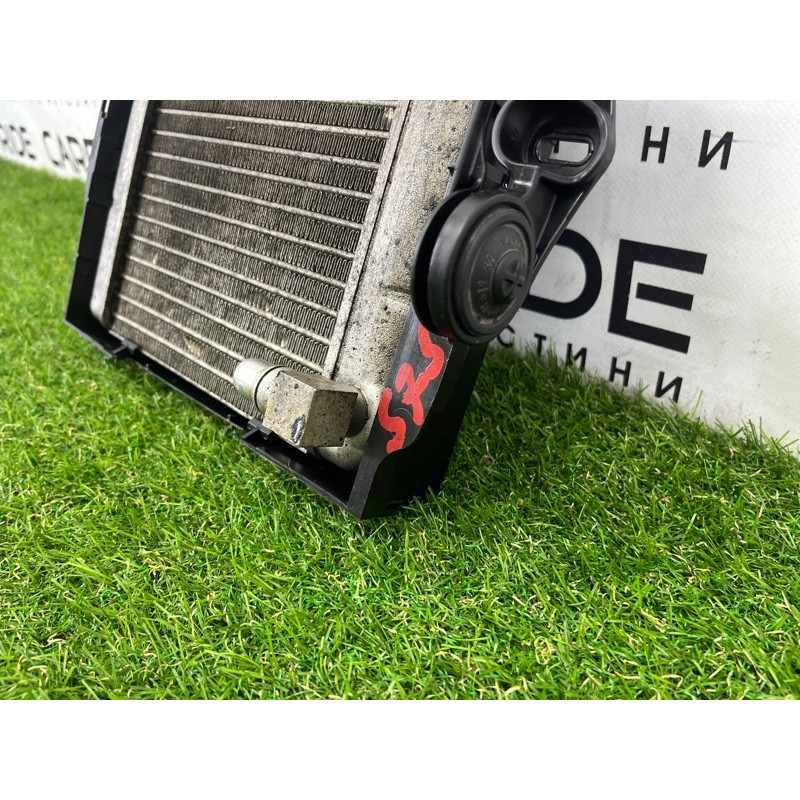 Радиатор масляный (система охлаждения) BMW 7-series F02 2011 4.4 N63 17217572542