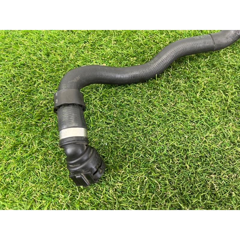 Шланг (система охолодження) BMW 3-series E93 2008 3.0 N54 64216983858