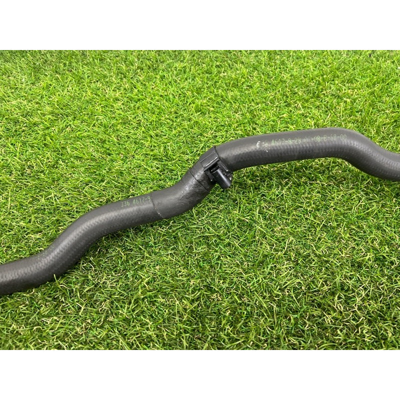 Шланг (система охолодження) BMW 3-series E93 2008 3.0 N54 64216983858