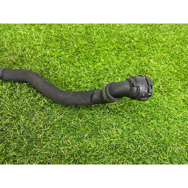 Шланг (система охолодження) BMW 3-series E93 2008 3.0 N54 64216983858