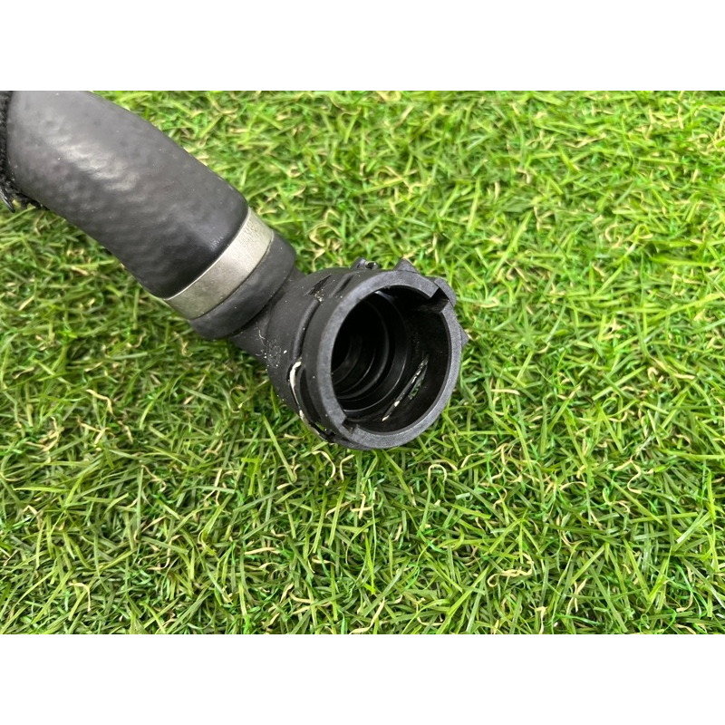 Шланг (система охолодження) BMW 3-series E93 2008 3.0 N54 64216983858