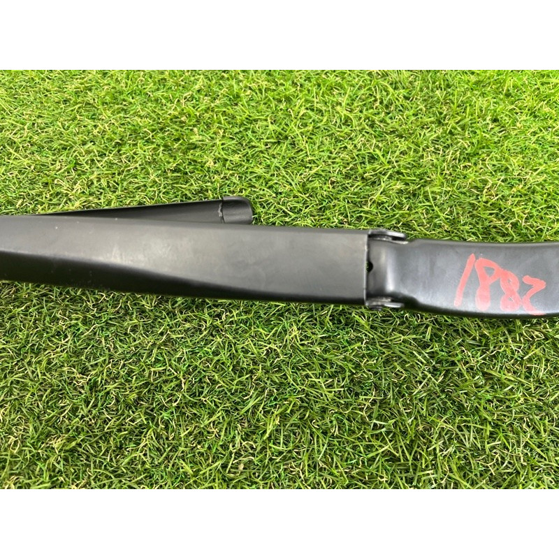 Поводок дворника (кузов и элементы) BMW 5-series Gran Turismo F07 2011 3.0 N55B30 61617207290