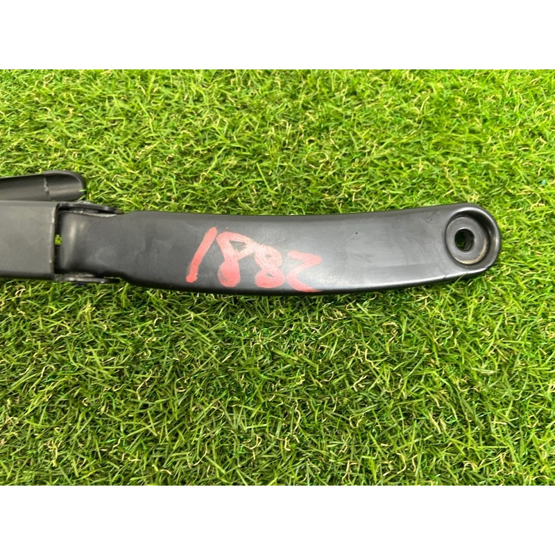 Поводок дворника (кузов и элементы) BMW 5-series Gran Turismo F07 2011 3.0 N55B30 61617207290